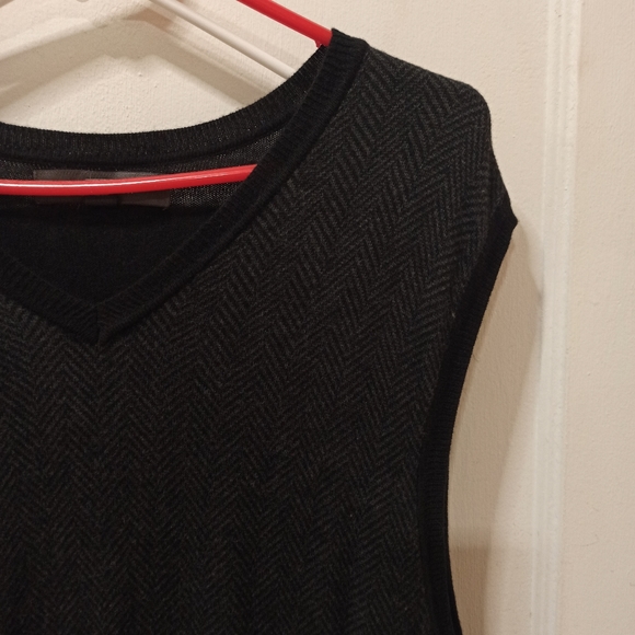 Croft & Barrow men's pullover long sleeve sweater. Size large - Picture 3 of 13